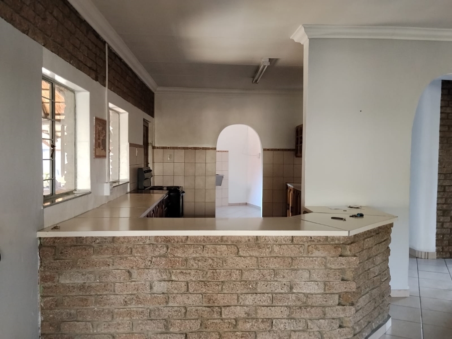 To Let 3 Bedroom Property for Rent in Oos Einde North West
